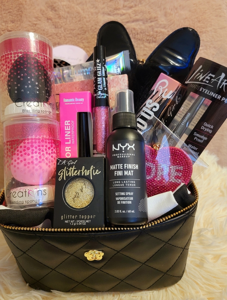 Makeup bundle